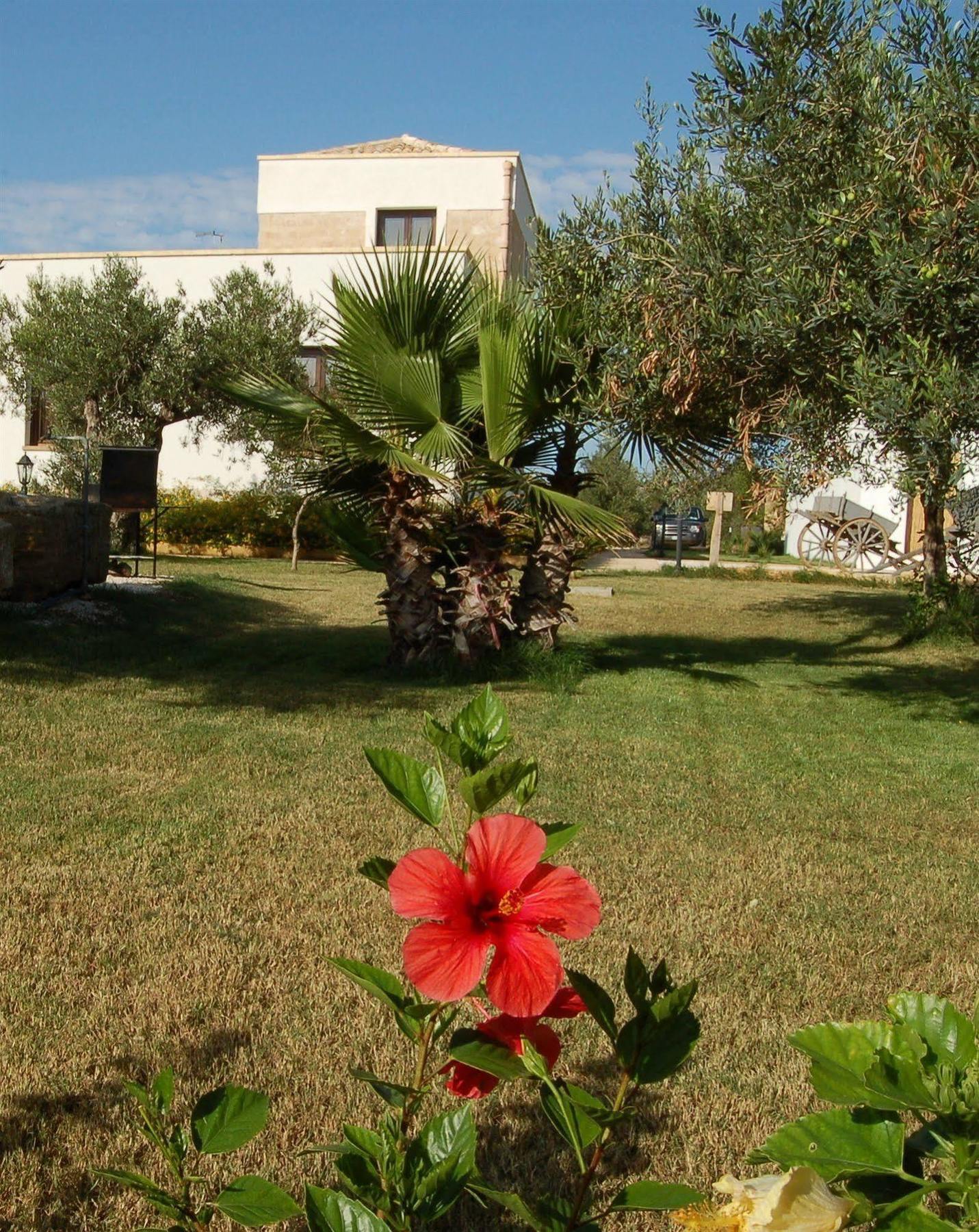 Penzion Agriturismo La Concordia Valderice Exteriér fotografie